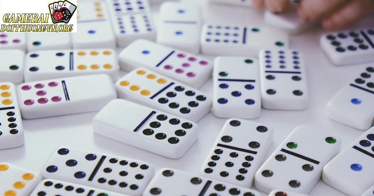 Hướng dẫn chi tiết cách chơi game bài Domino